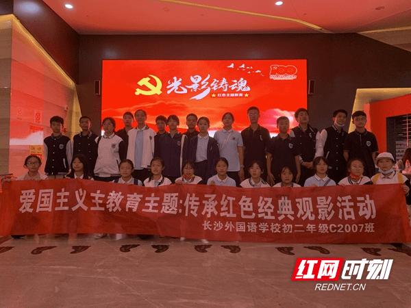 南宋风韵，夏圭笔下的《西湖柳艇图》